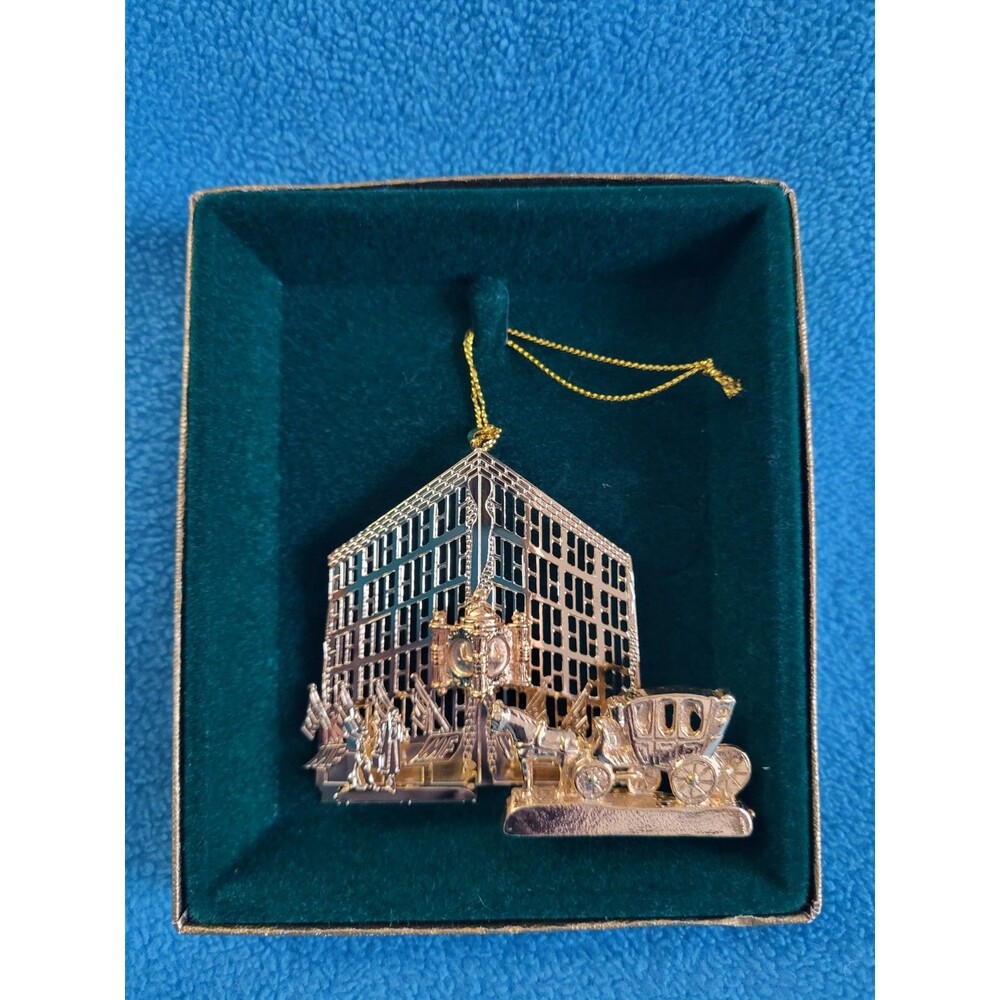 Marshall Fields Storefront Chicago Skyline 24k Gold Finish Christmas Ornament